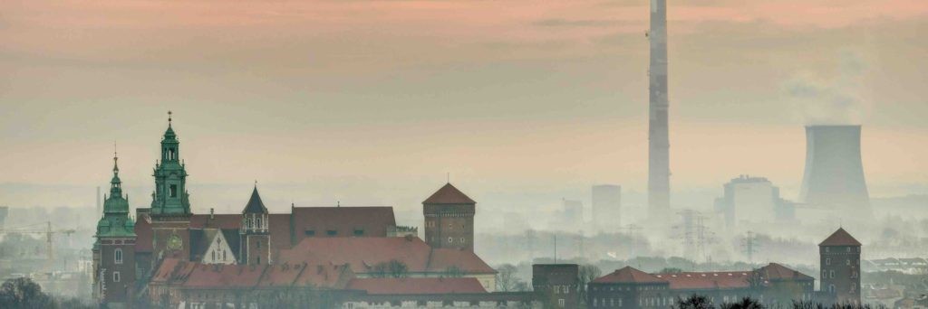 A view on winter smog in Krakow prior to the anti-smog resolution.